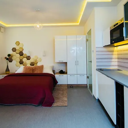 Karinflats - Honey Apt. Apartamento